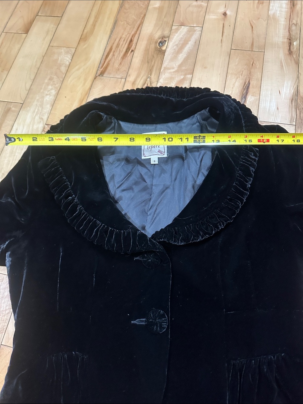 Nanette Lepore Silk-Blend Black Velvet Ruffle-Collar Blazer - Picture 8 of 11